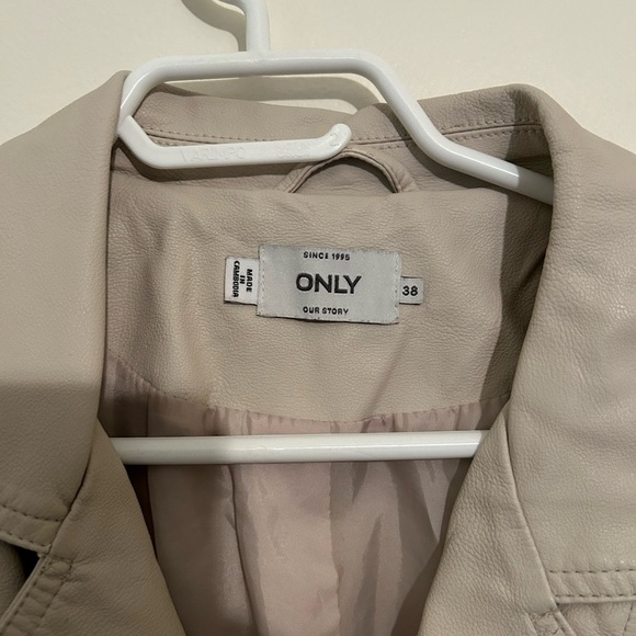 ONLY Women's White Jacket - Picture 2 of 5